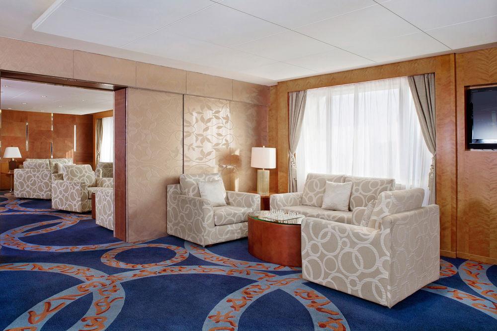 China Hotel Guangzhou - Subway Direct To Pazhou Exhibition Center, Free Shuttle During Canton Fair & Exhibitor Registration Counter Kültér fotó A suite at the hotel