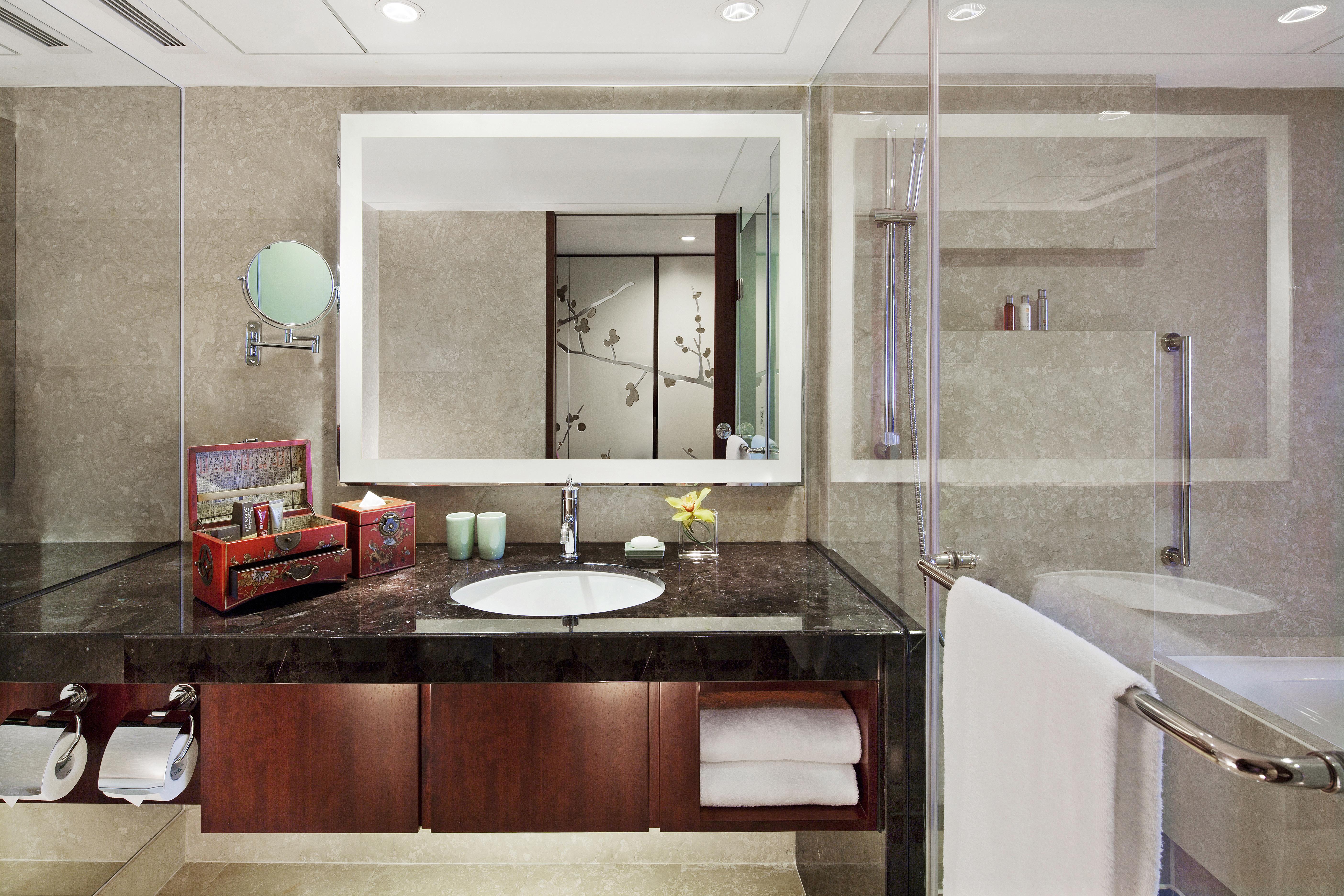 China Hotel Guangzhou - Subway Direct To Pazhou Exhibition Center, Free Shuttle During Canton Fair & Exhibitor Registration Counter Kültér fotó Bathroom
