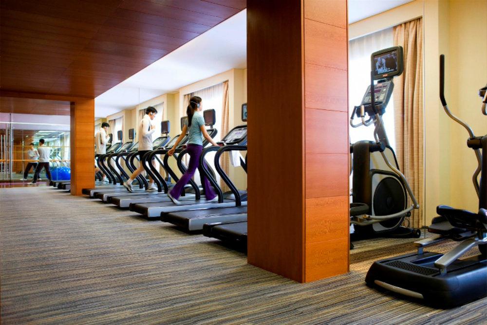 China Hotel Guangzhou - Subway Direct To Pazhou Exhibition Center, Free Shuttle During Canton Fair & Exhibitor Registration Counter Kültér fotó The gym at the InterContinental